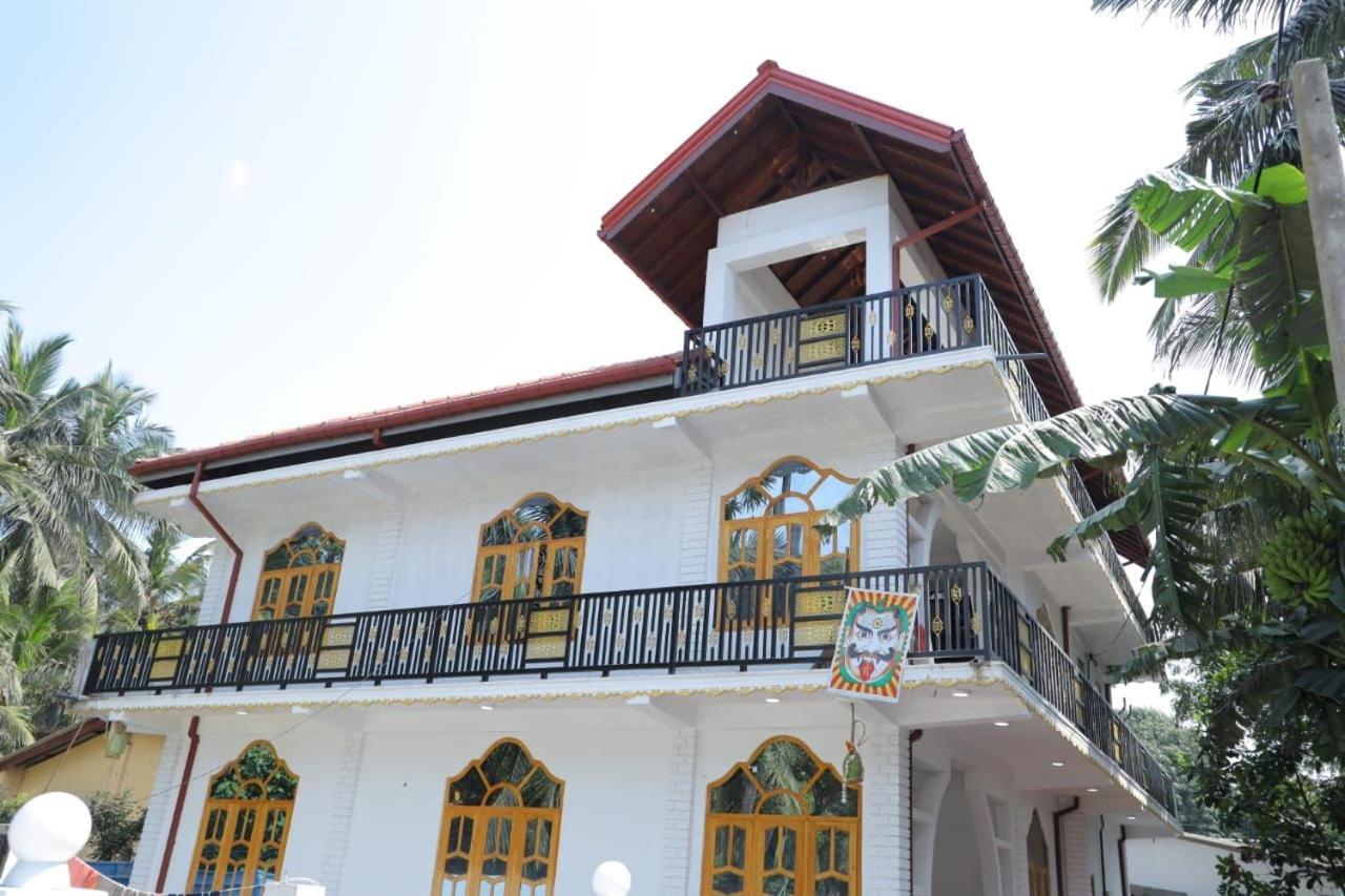 J & J Homestay Джафна Экстерьер фото